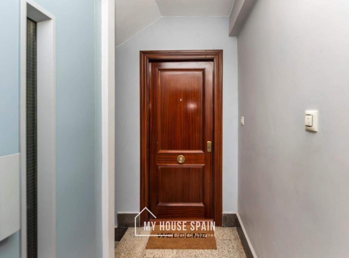 Myhousespain - Piso Reformado Con Patio Privado * Gijon