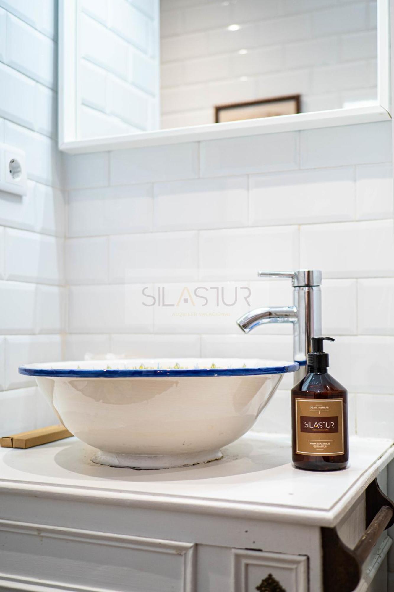 Adaro By Silastur *