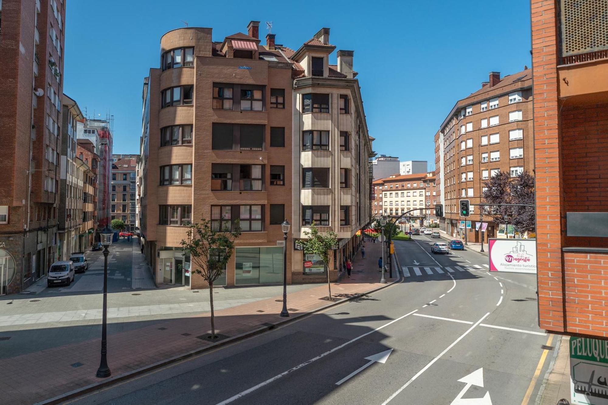 Bed and breakfast Life Magenta Gijón