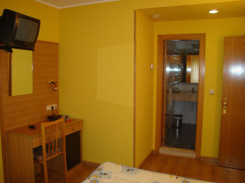 Doña Maria Hotel 2*