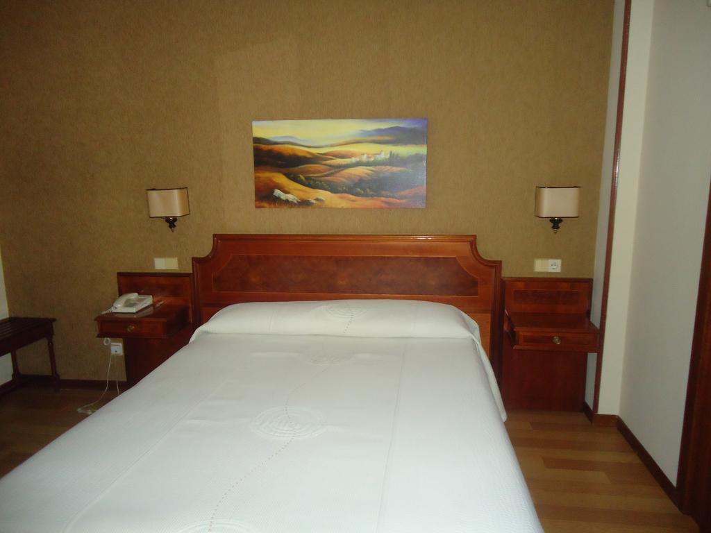 Centro Begona 3* Gijon
