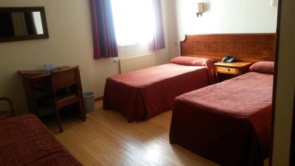 Centro Begona Hotel
