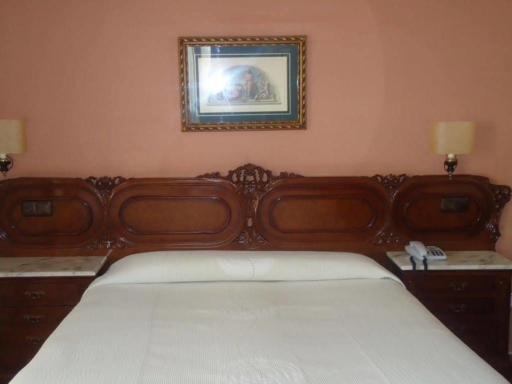Centro Begona 3* Gijon