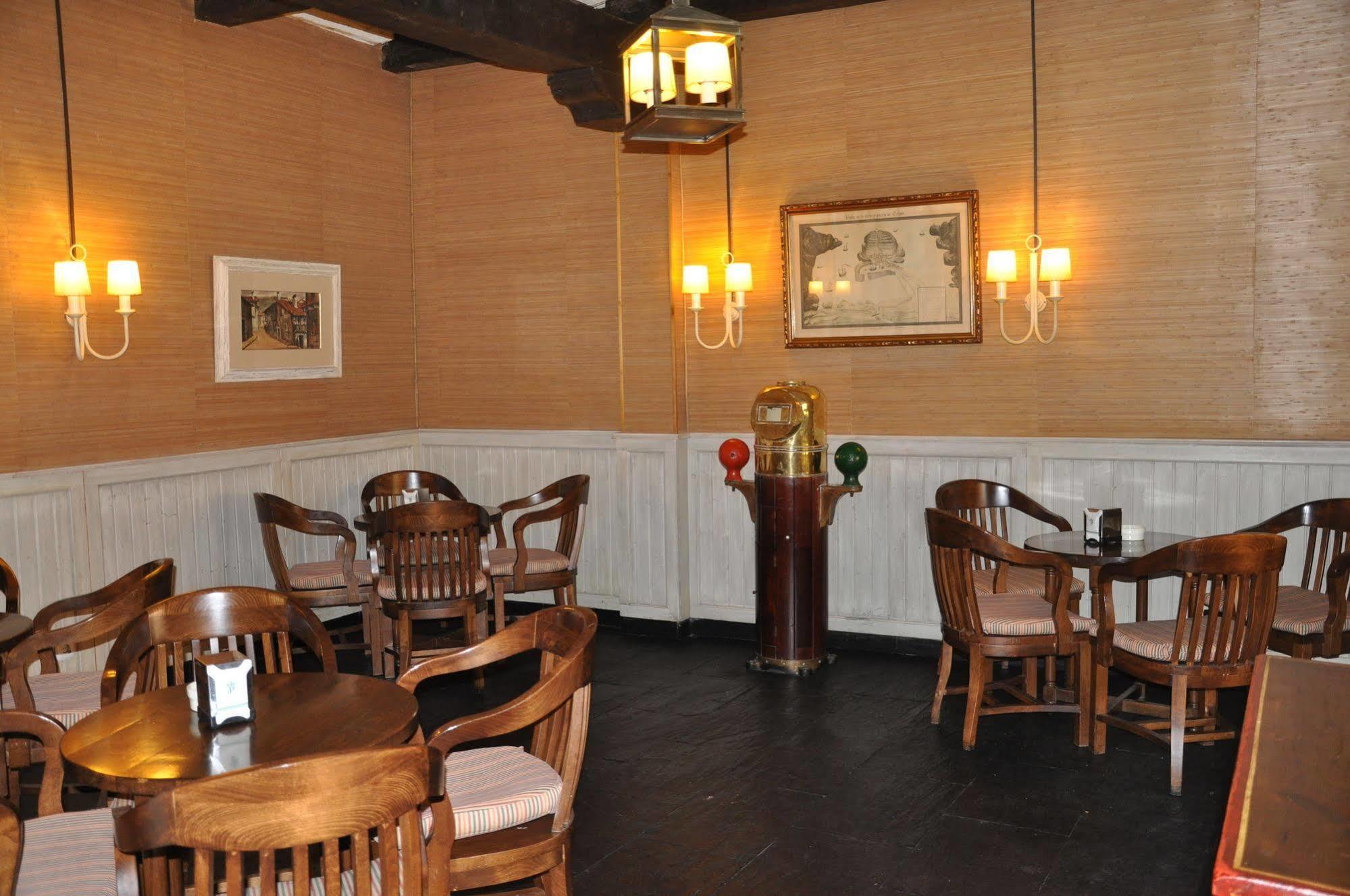 Hotel De