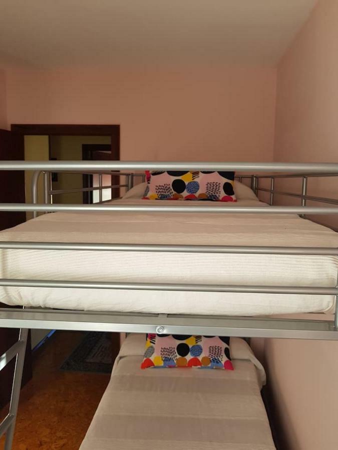 Apartment Muy Amplio, Con Wifi Y A 12 Minutos Del Centro *