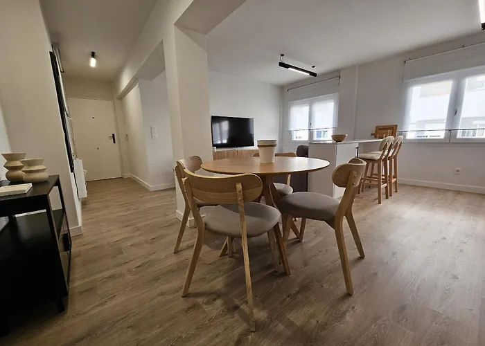 1A102 Moderno Y Amplio Apartamento