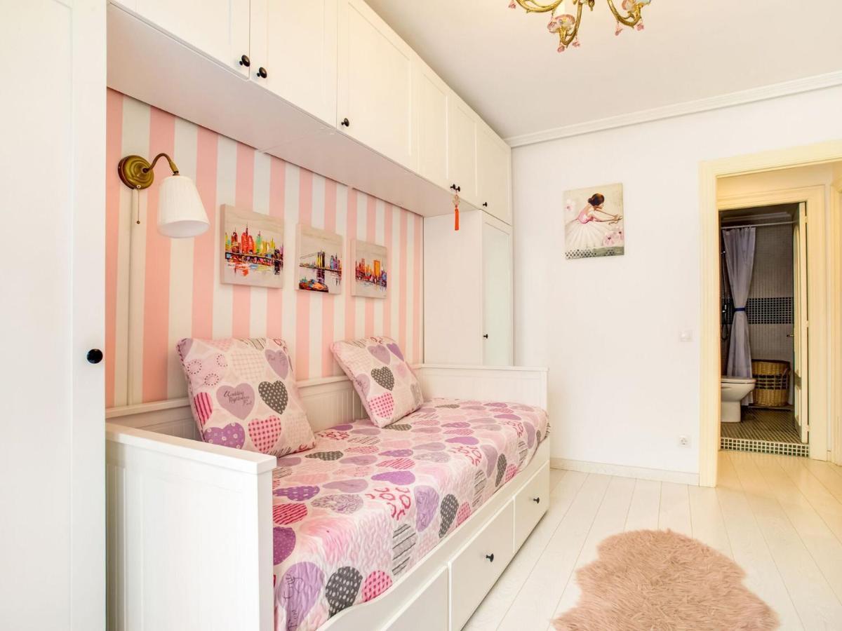 Belvilla By Oyo Apartamento En Cimadevilla Gijon