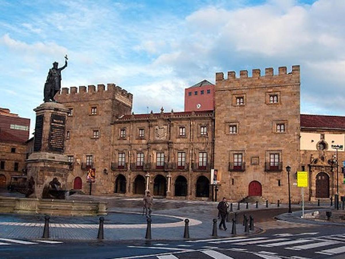 Belvilla By Oyo Apartamento En Cimadevilla Gijon