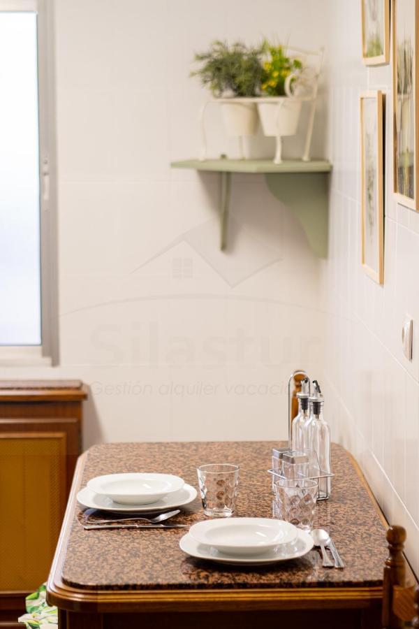 Ezcurdia Apartment *