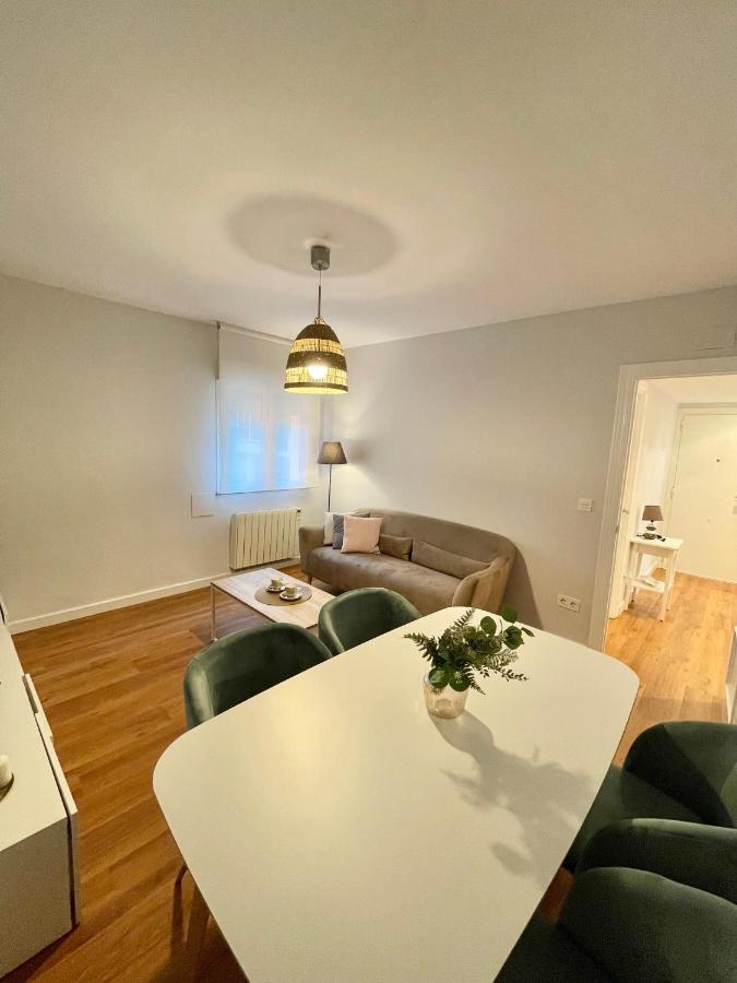 Cuesta Del Cholo Cimadevilla Apartamento *