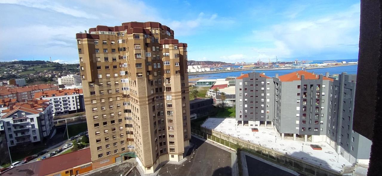 En Playa Del Arbeyal Gijon
