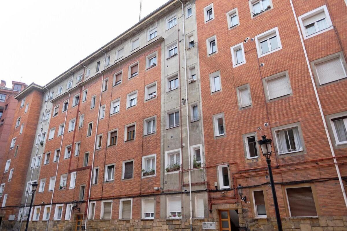 Apartment Cabrales - Parking Gratis - Wifi - A Un Paso Del Centro *