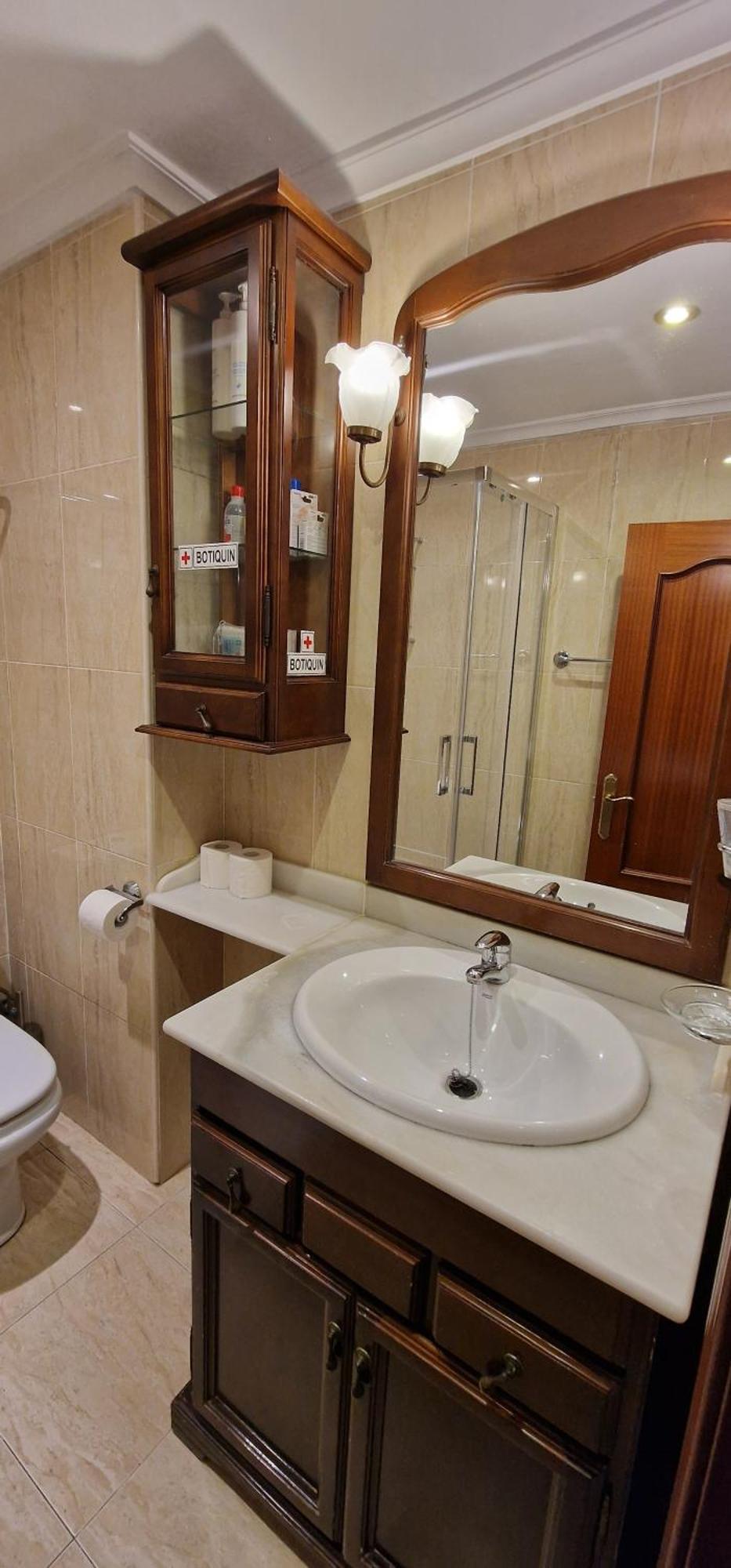 Apartment Argueelles - 3 Hab Y 1 Bano - 5 Pax - Vut-5675-as Gijon