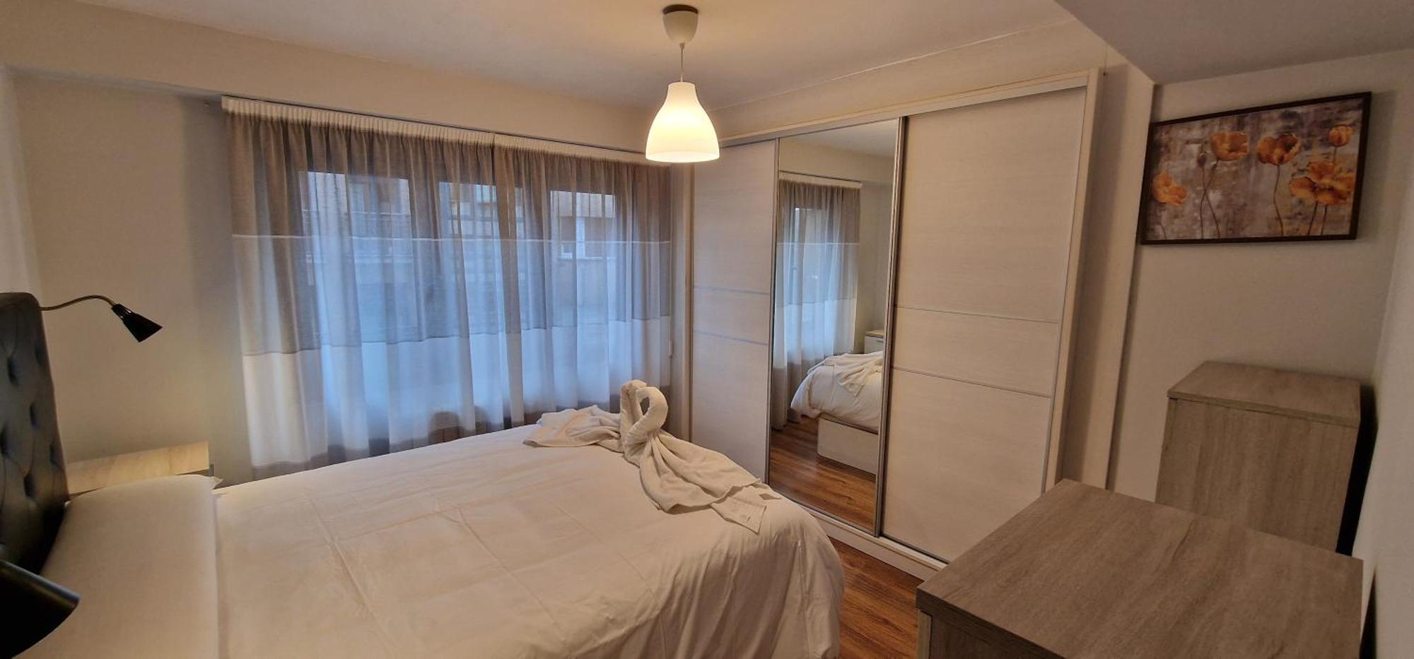 Argueelles - 3 Hab Y 1 Bano - 5 Pax - Vut-5675-as Apartment