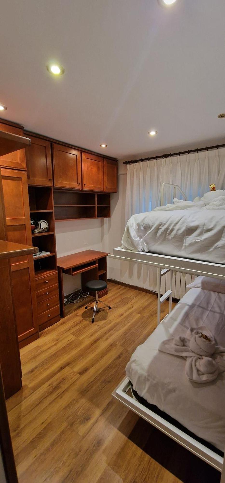 Apartment Argueelles - 3 Hab Y 1 Bano - 5 Pax - Vut-5675-as *