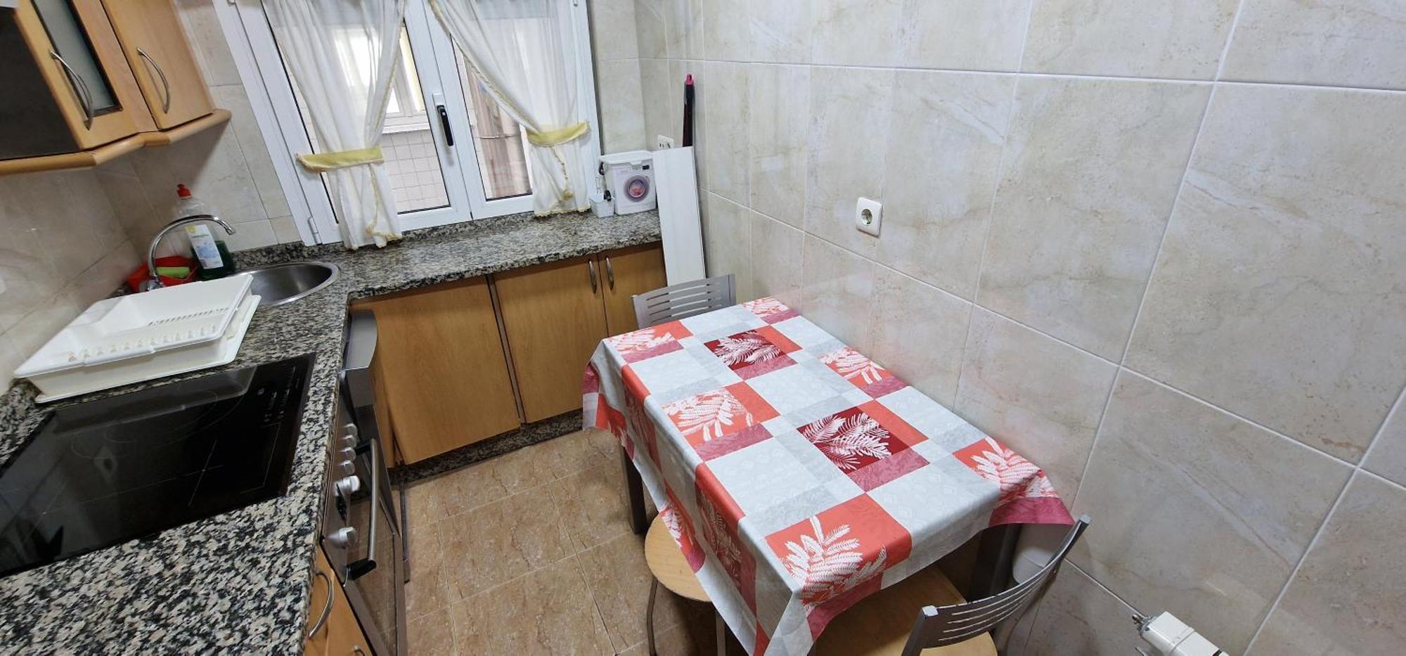 Apartment Argueelles - 3 Hab Y 1 Bano - 5 Pax - Vut-5675-as Gijon