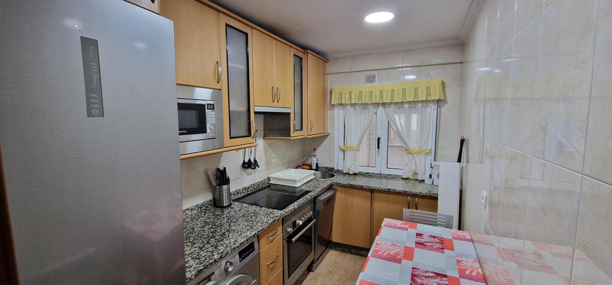 Apartment Argueelles - 3 Hab Y 1 Bano - 5 Pax - Vut-5675-as