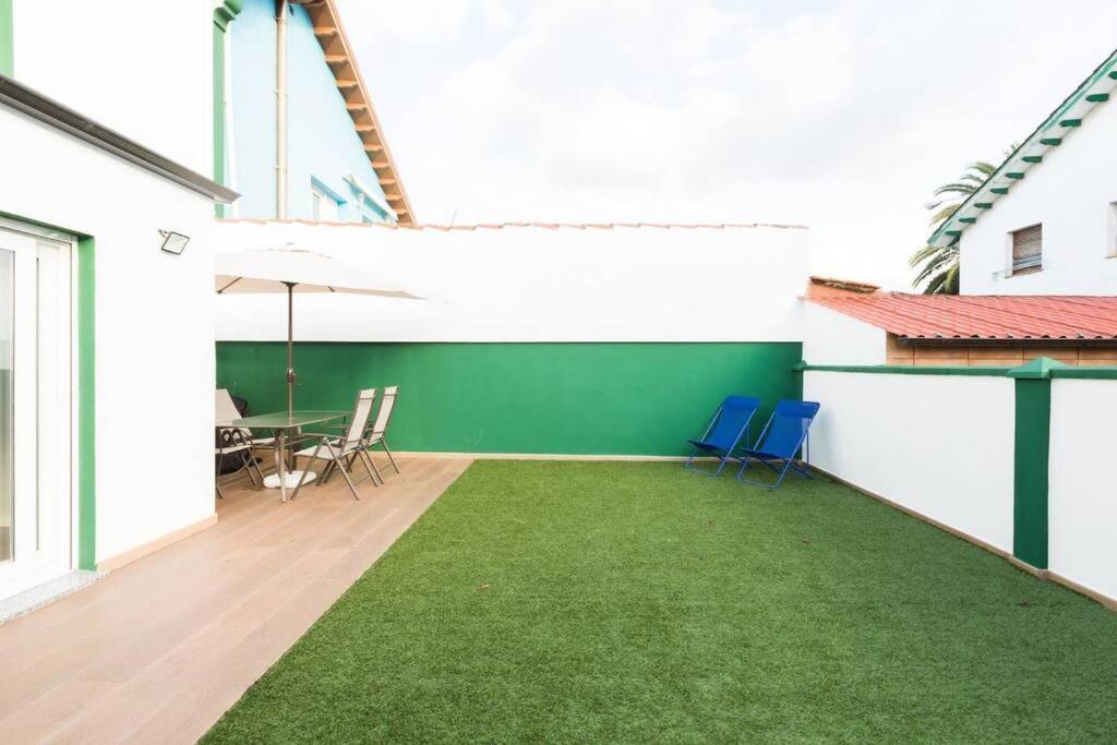 En La Cuidad- Con Jardin Y Barbacoa