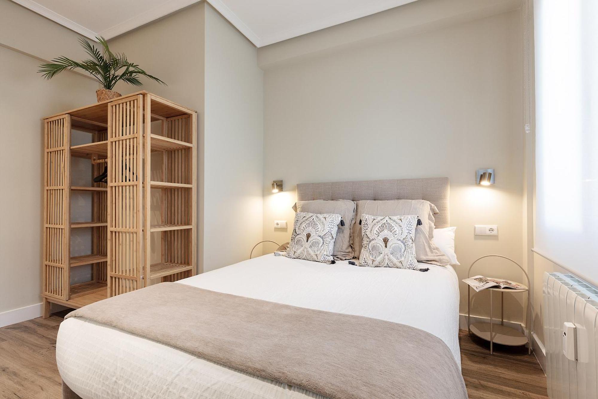 Genteel Jovellanos Terrace * Gijon