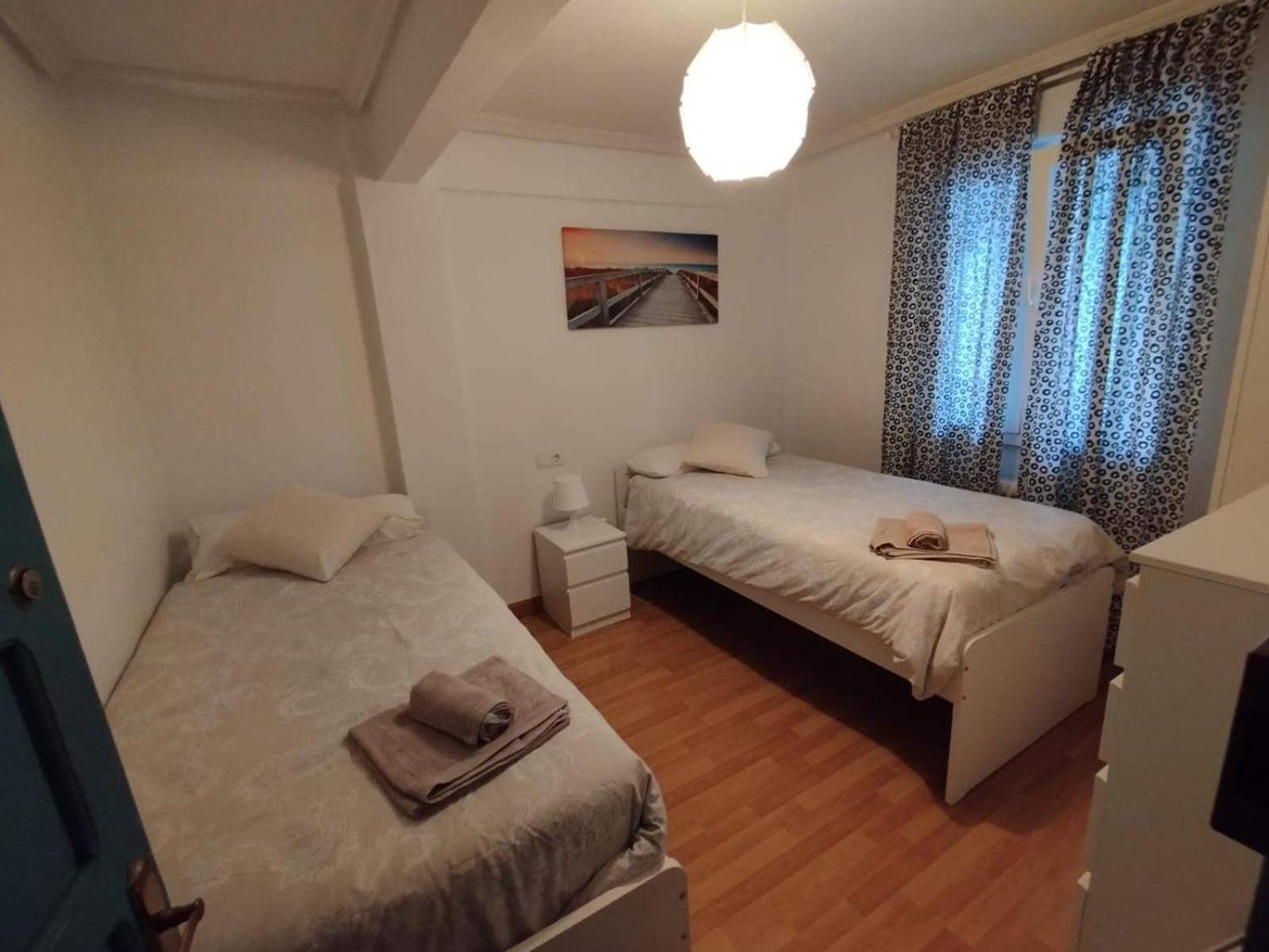 Plaza Fernando Vi Cerca Playa Arbeyal Apartamento