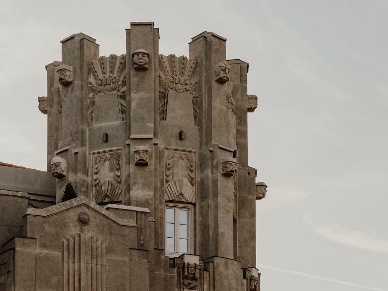 El Moderne
