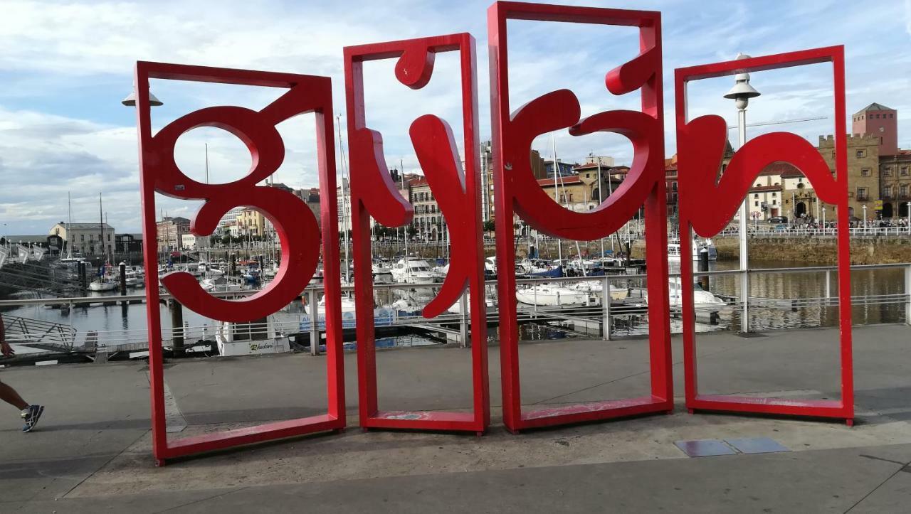 Apartamento Piso En Cerca De Playa Del Arbeyal Gijón