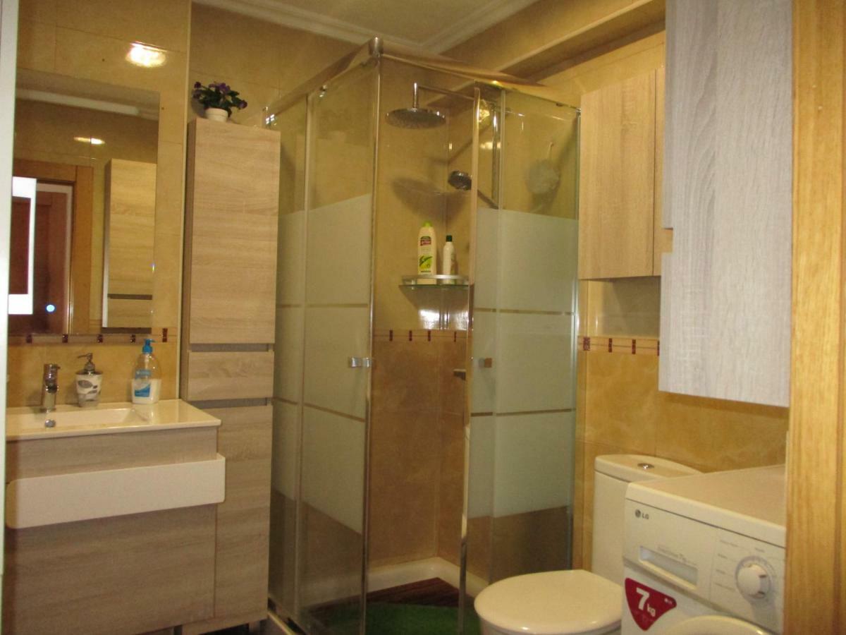 Piso En Cerca De Playa Del Arbeyal Apartamento Gijón
